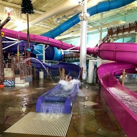 Avalanche bay - Avalanche Bay boasts that it is the largest indoor water park in Michigan. The 88,000 square foot facility features fun for all ages, including slides, lazy river, splash zones, children’s play area, hot tubs and a surf simulator.